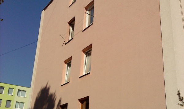 Náter fasády na Kežmarskej ulici v Košiciach